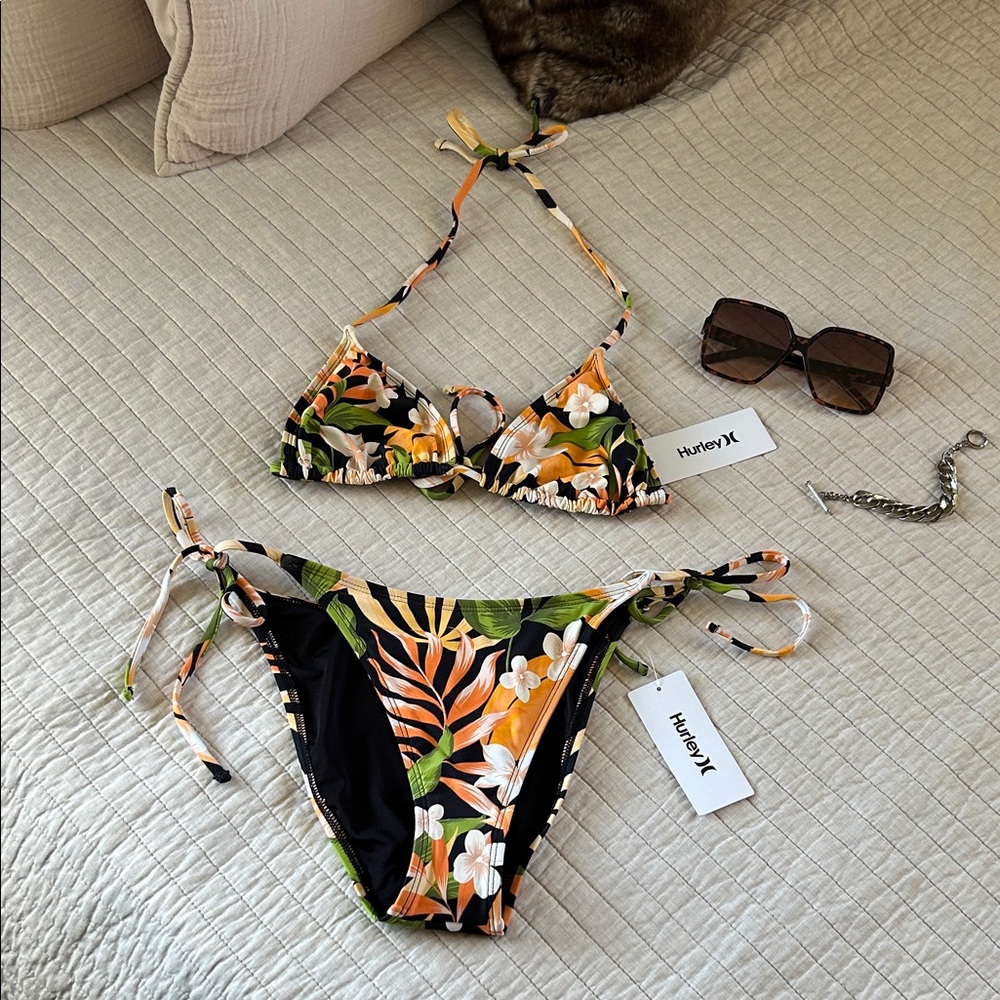 NWT Hurley black tropical floral triangle halter top tie side bikini set Large - Picture 1 of 10